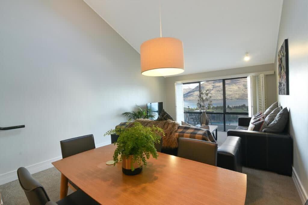 Modern 3 Bedroom With Stunning Postcard Views! Queenstown Exteriér fotografie